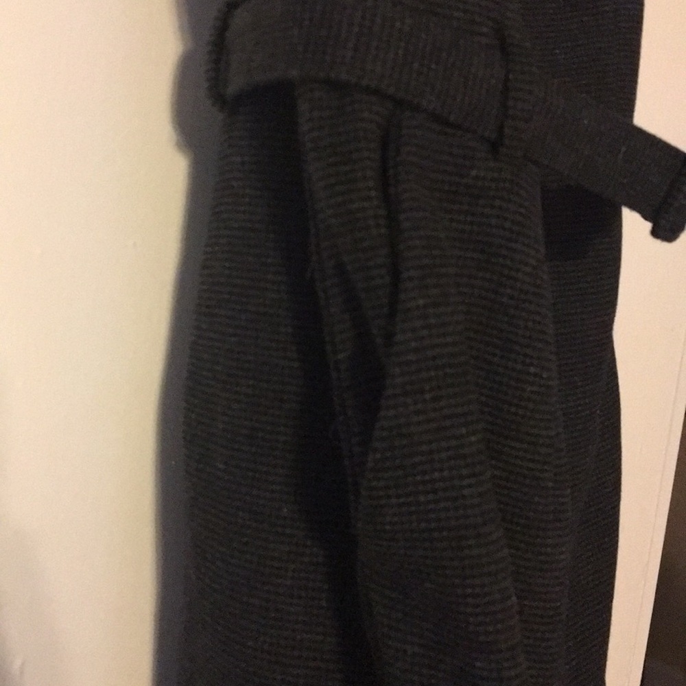 🆕LISTING: BANANA REPUBLIC TWEED DRESS - Picture 4 of 6